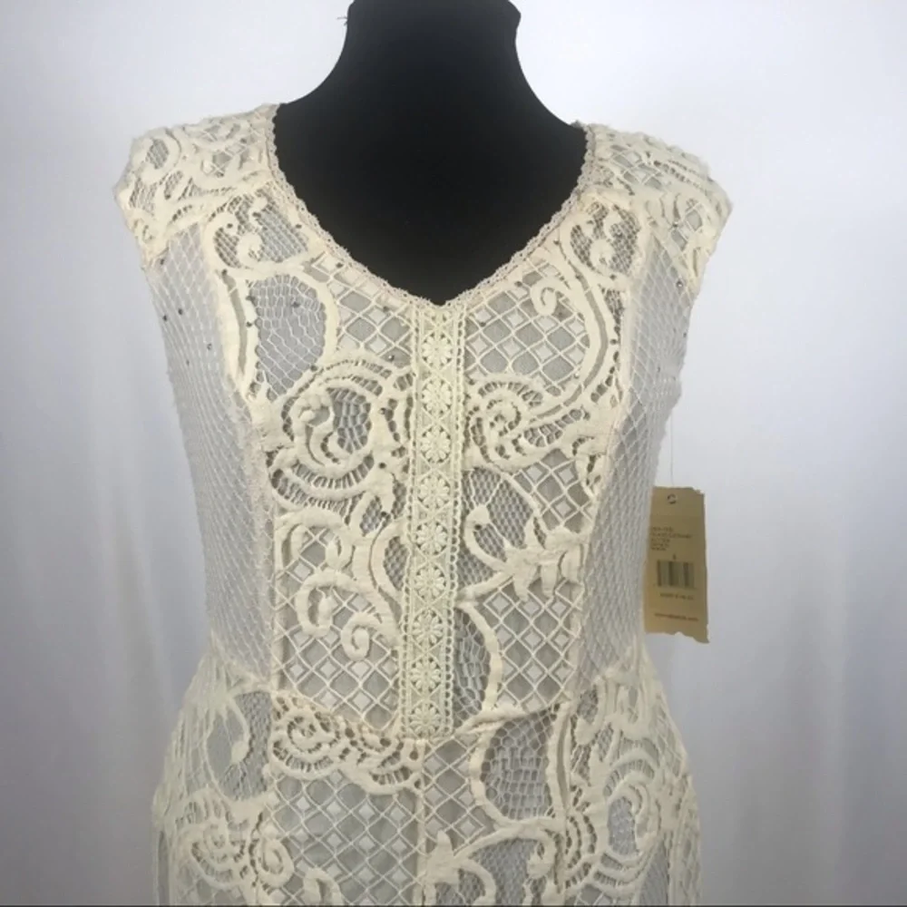 Sold—Reba Island Getaway Midi Dress in Butter - Picture 3 of 15